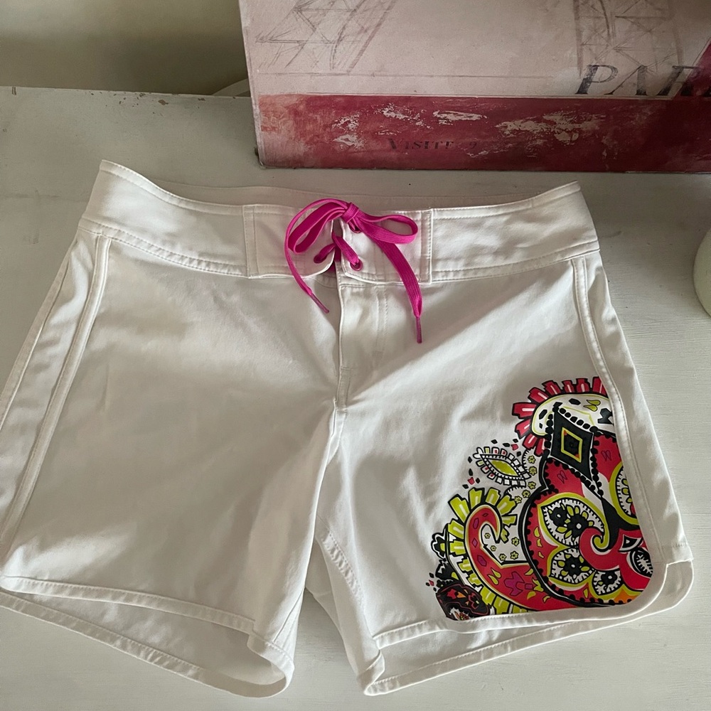 Athleta White Women's Board Shorts with Decorative Design